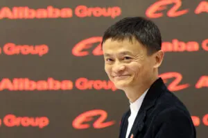 2023我應該使用像是阿里巴巴的付費網路行銷平台來進行行銷嗎？