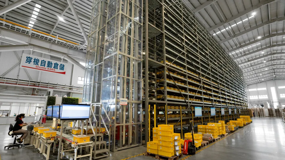 SH Autoparts Gallery